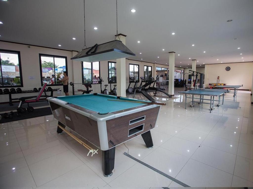 Bua Tara Resort Nong Prue Extérieur photo