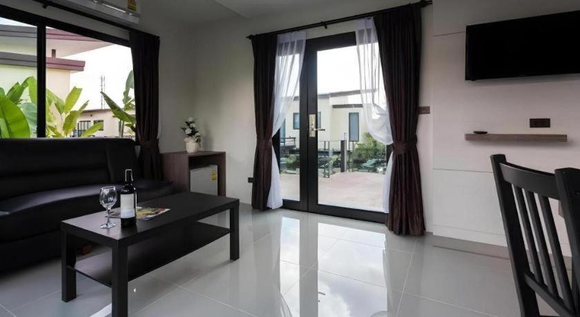 Bua Tara Resort Nong Prue Extérieur photo