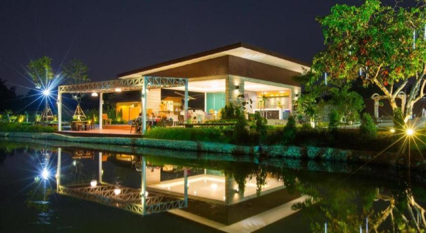 Bua Tara Resort Nong Prue Extérieur photo